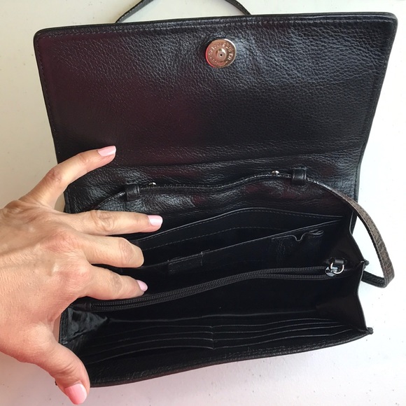 Brighton two-tone crossbody purse - Picture 4 of 8